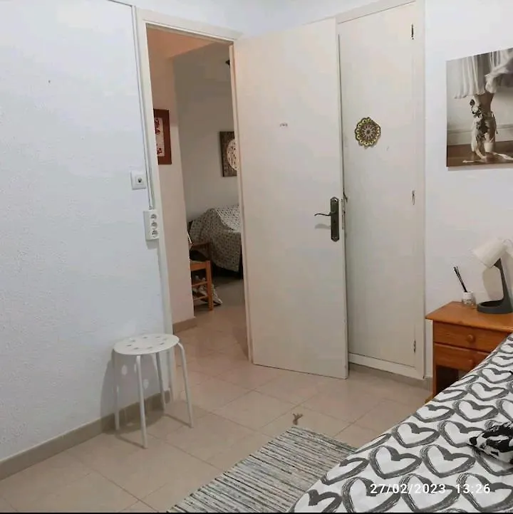 Camera Privata Singola In Appartamento, Bagno In Comune, Aria Condizionata Caldo Freddo, Wifi, Tv Llucmajor  Gæstehus Llucmajor (Mallorca)