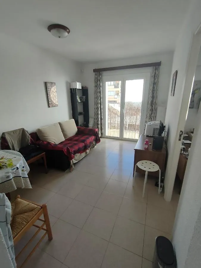 Camera Privata Singola In Appartamento, Bagno In Comune, Aria Condizionata Caldo Freddo, Wifi, Tv Llucmajor  Llucmajor (Mallorca)